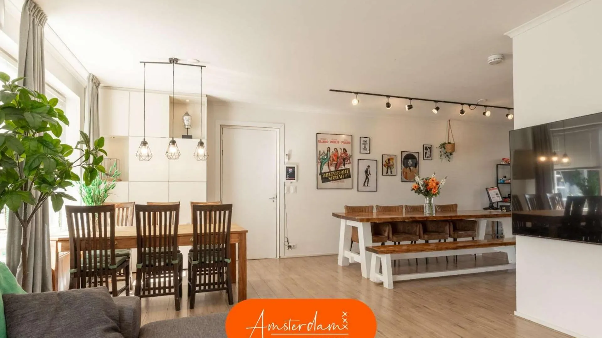 Amsterdam Group Stay - Jacuzzi, Sauna & Cinema Zwanenburg 0*,  Netherlands