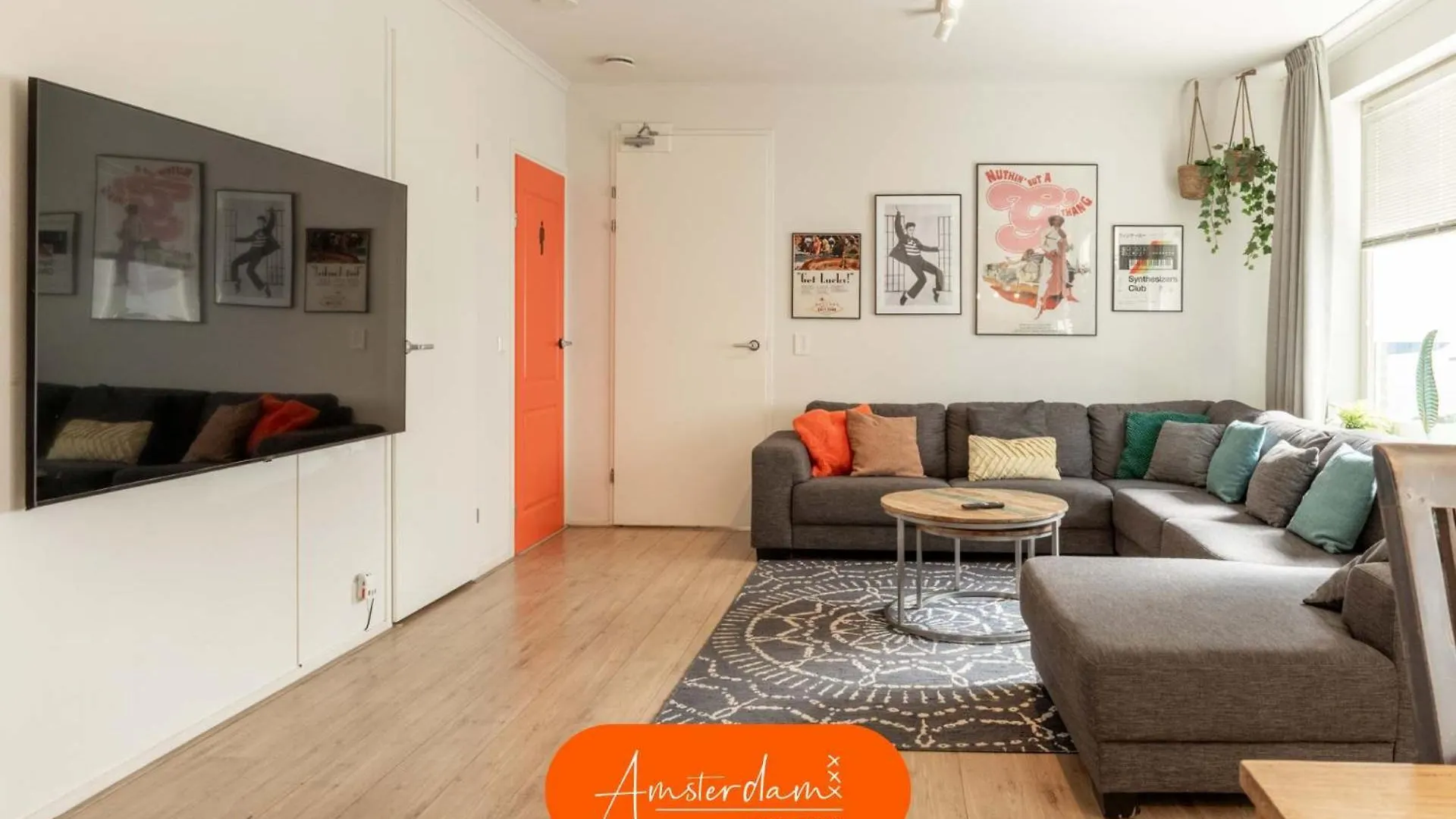 Amsterdam Group Stay - Jacuzzi, Sauna & Cinema Zwanenburg Netherlands