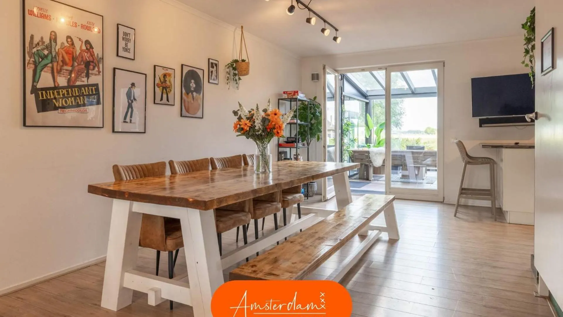 Amsterdam Group Stay - Jacuzzi, Sauna & Cinema Zwanenburg 0*,  Netherlands